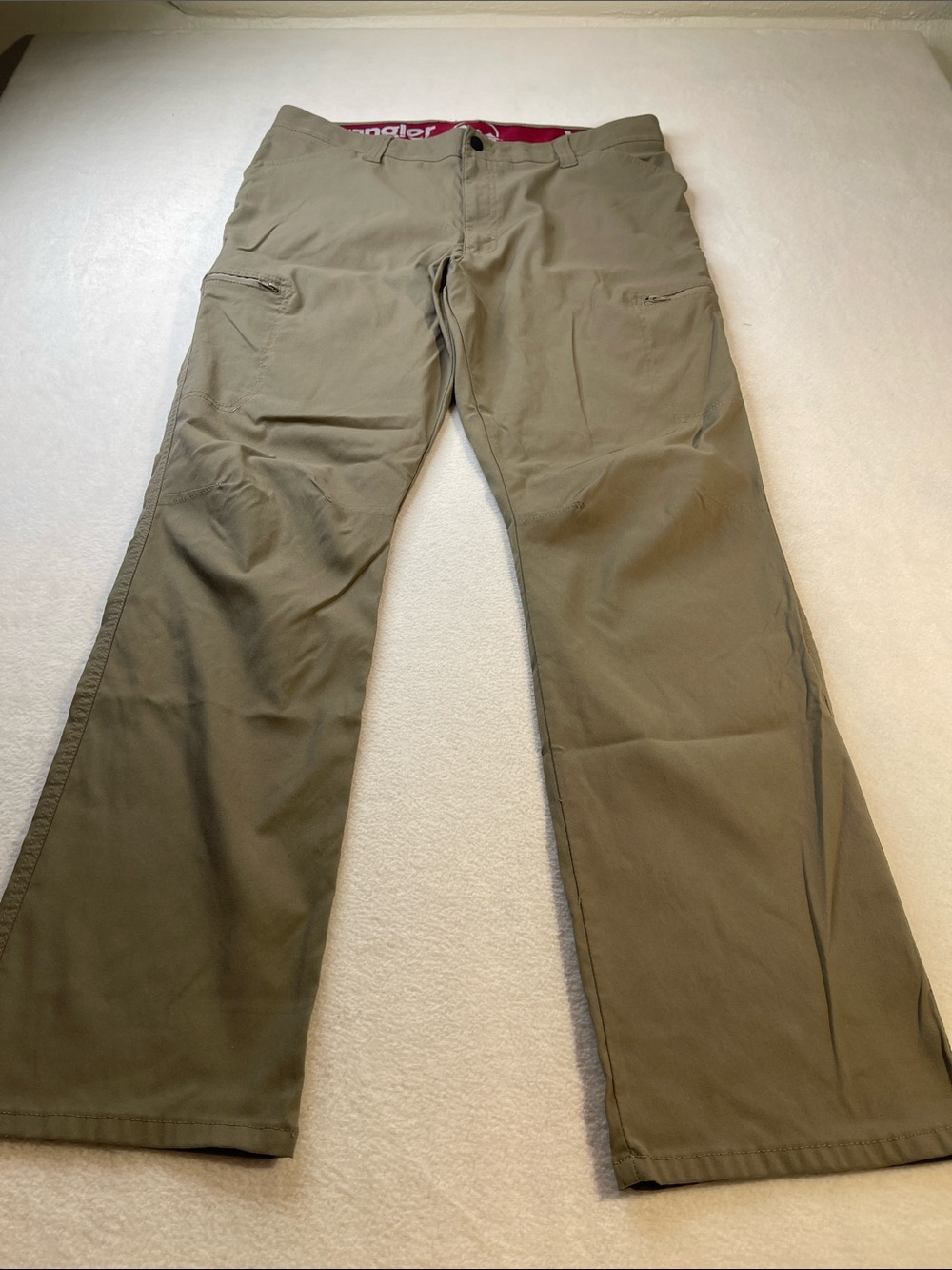 Wrangler Men's Olive/Tan PANTS SIZE 38/32